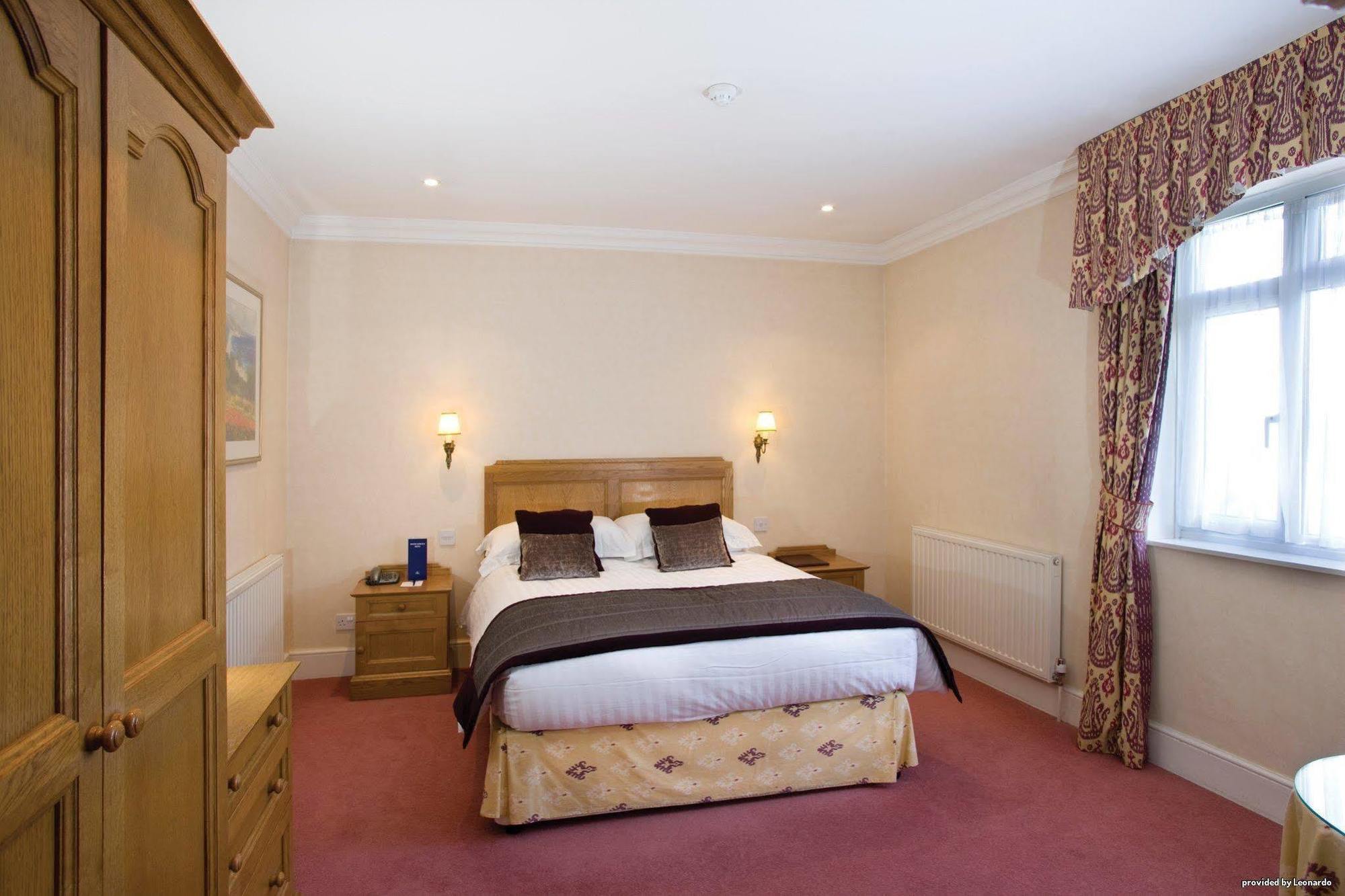 The Birch Hotel Haywards Heath Zimmer foto